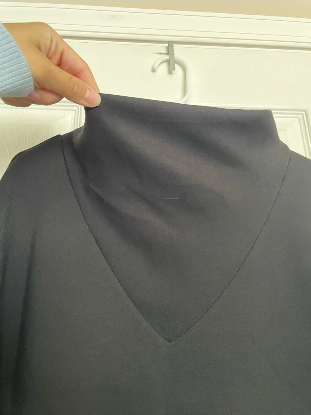 Black Funnel Neck Women's XL Sweater